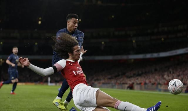 爱游戏下载-巴萨横扫挪威，布鲁诺高光表现