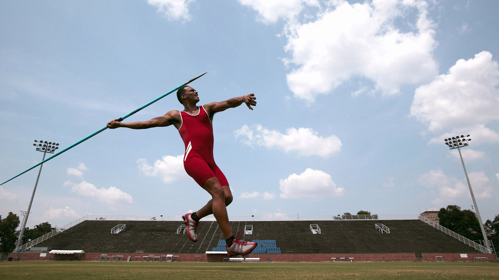 爱游戏tv-梅西一锤定音，加拿大绝杀安哥拉背后的非典型英雄叙事